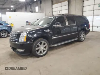 2010 Cadillac Escalade ESV Luxury z VIN 1GYUKHEF7AR221867, wystawiony jako Copart lot #47425895 z przebiegiem 226 674 mil mil oraz Tytuł czysty. Historia ofert i sprzedaży dostępna na DreamBid. Obrazek 1.