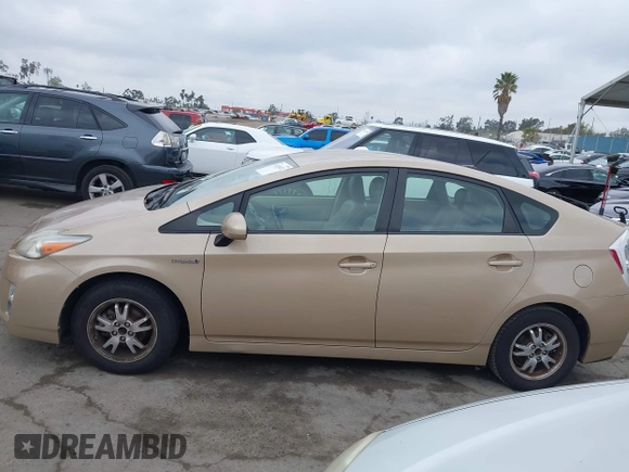 2011 Toyota Prius I with VIN JTDKN3DU8B1408929, listed as a IAAI auction lot 41925472 with 162,130 mi miles. Bid and sale history available at carsss.com. Image 14.