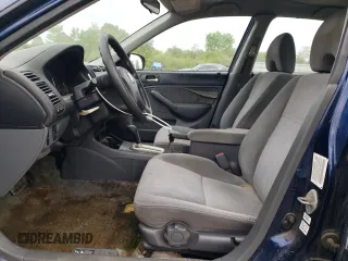 2003 Honda Civic LX z VIN 2HGES16503H603931, wystawiony jako Copart lot #59036635 z przebiegiem 181 421 mil mil oraz Czysty tytuł • Clean title. Historia ofert i sprzedaży dostępna na DreamBid. Obrazek 7.