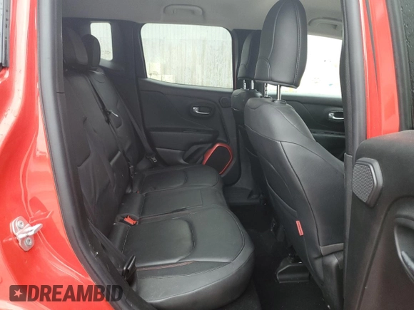 2015 Jeep Renegade Trailhawk with VIN ZACCJBCT2FPB39142, listed as a Copart auction lot 47381155 with 121,530 mi miles and Clean Title. Bid and sale history available at DreamBid. Image 11.