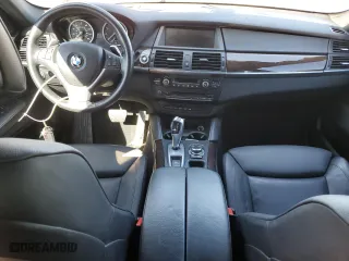 2014 BMW X6 50i with VIN 5UXFG8C56EL593069, listed as a Copart auction lot 41142944 with 89,321 mi miles and Clean Title. Bid and sale history available at carsss.com. Image 8.