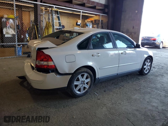 2007 Volvo S40 2.4L with VIN YV1MS382472303617, listed as a Copart auction lot 50399875 with 136,364 mi miles and Salvage Title. Bid and sale history available at carsss.com. Image 3.