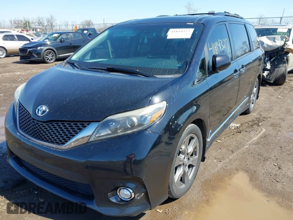 2017 Toyota Sienna SE with VIN 5TDXZ3DC2HS891864, listed as a IAAI auction lot 41814327 with 135,879 mi miles and . Bid and sale history available at DreamBid. Image 2.
