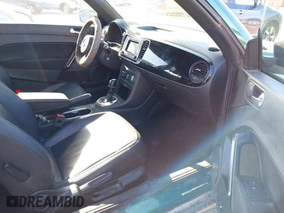 2017 Volkswagen Beetle 1.8T Fleet with VIN 3VWF17AT6HM618275, listed as a IAAI auction lot 41318611 with 134,594 mi miles. Bid and sale history available at carsss.com. Image 5.