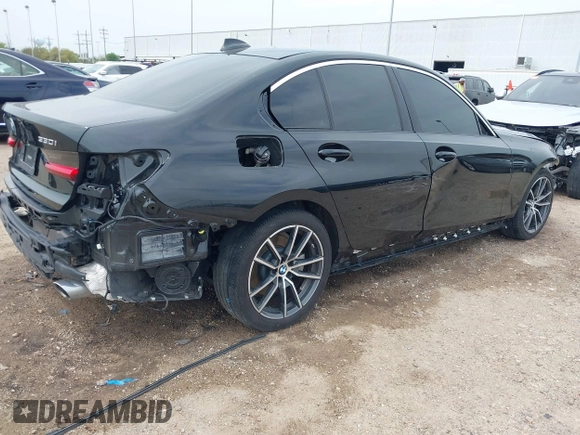 2020 BMW 3 Series 330i with VIN 3MW5R1J07L8B32129, listed as a IAAI auction lot 41858917 with 35,721 mi miles and . Bid and sale history available at DreamBid. Image 4.