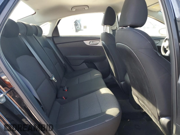 2022 Kia Forte LXS with VIN 3KPF24AD4NE428908, listed as a Copart auction lot 45915795 with 21,107 mi miles and Salvage Title. Bid and sale history available at carsss.com. Image 10.