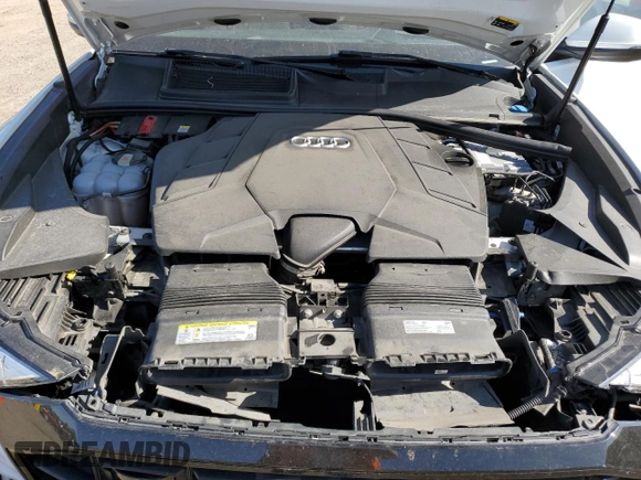 2019 Audi Q8 Prestige with VIN WA1FVAF17KD039031, listed as a Copart auction lot 52422685 with 62,099 mi miles and Salvage title. Bid and sale history available at DreamBid. Image 14.