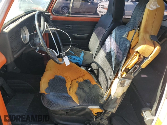 1971 Volkswagen Beetle with VIN 1112647256, listed as a Copart auction lot 46463125 with 90,558 mi miles and Clean Title. Bid and sale history available at DreamBid. Image 7.