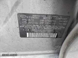 2011 Hyundai Elantra Ltd with VIN KMHDH4AE5BU159311, listed as a IAAI auction lot 41950609 with 170,909 mi miles. Bid and sale history available at carsss.com. Image 9.