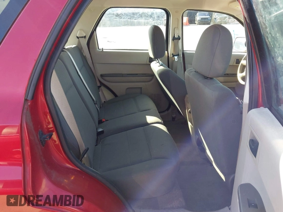 2009 Ford Escape XLS с VIN 1FMCU02799KC31438, выставлен на аукционе IAAI как лот 41791982 с пробегом 63 677 миль миль и . История ставок и продаж доступна на DreamBid. Изображение 8.