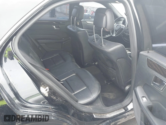 2014 Mercedes-Benz E 350 Sport with VIN WDDHF5KB4EA955176, listed as a IAAI auction lot 42054031 with 191,521 mi miles and . Bid and sale history available at carsss.com. Image 8.