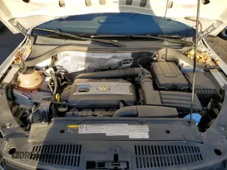 2016 Volkswagen Tiguan SE with VIN WVGBV7AX0GW528462, listed as a Copart auction lot 49254155 with 97,202 mi miles and Salvage Title. Bid and sale history available at DreamBid. Image 12.