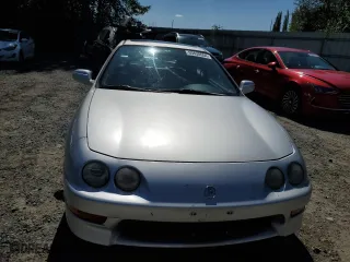 2000 Acura Integra GS with VIN JH4DC4467YS000185, listed as a Copart auction lot 69430554 with 100,970 mi miles and Salvage Title. Bid and sale history available at carsss.com. Image 5.