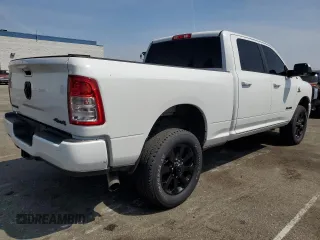 2021 Ram 2500 Big Horn z VIN 3C6UR5DL5MG633465, wystawiony jako Copart lot #47214265 z przebiegiem 73 693 mil mil oraz Szkoda całkowita • Salvage title. Historia ofert i sprzedaży dostępna na DreamBid. Obrazek 3.