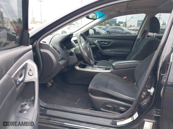 2015 Nissan Altima 2.5 SV with VIN 1N4AL3AP6FC277466, listed as a IAAI auction lot 42042276 with 118,806 mi miles. Bid and sale history available at carsss.com. Image 5.