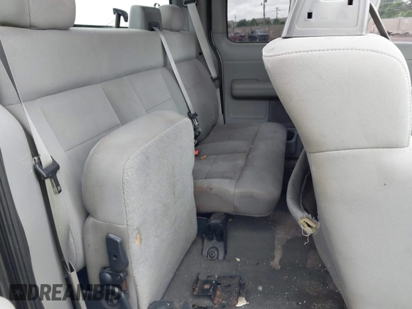 2004 Ford F-150 STX with VIN 1FTRX14W94NC29213, listed as a IAAI auction lot 42241412 with 174,637 mi miles and . Bid and sale history available at DreamBid. Image 8.