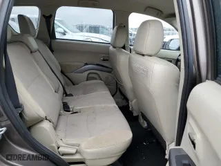 2011 Mitsubishi Outlander SE with VIN JA4AS3AW2BU016189, listed as a Copart auction lot 84054614 with 177,855 mi miles and Salvage Title. Bid and sale history available at carsss.com. Image 10.