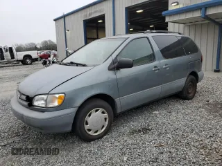 1999 Toyota Sienna LE with VIN 4T3ZF13C6XU150735, listed as a Copart auction lot 44652605 with 120,284 mi miles and Clean Title. Bid and sale history available at carsss.com. Image 1.