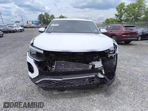 2024 Volkswagen Atlas SE z VIN 1V2KE2CA8RC228414, wystawiony jako Copart lot #58786605 z przebiegiem 11 715 mil mil oraz Szkoda całkowita • Salvage title. Historia ofert i sprzedaży dostępna na DreamBid. Obrazek 5.
