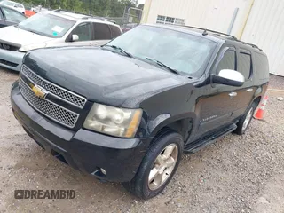2007 Chevrolet Suburban LT with VIN 3GNFC16J87G228803, listed as a IAAI auction lot 41910240 with 303,191 mi miles and . Bid and sale history available at DreamBid. Image 2.