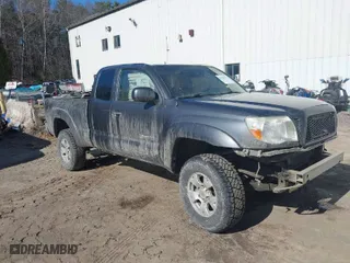 2009 Toyota Tacoma with VIN 5TEUU42N69Z670462, listed as a IAAI auction lot 41908357 with 208,430 mi miles. Bid and sale history available at carsss.com. Image 1.