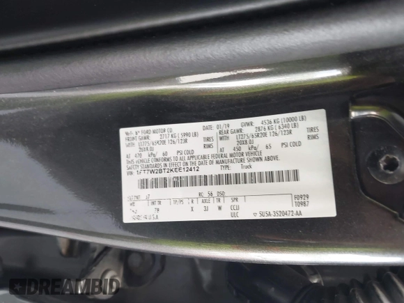 2019 Ford F-250 XL with VIN 1FT7W2BT2KEE12412, listed as a IAAI auction lot 40183336 with 68,807 mi miles and . Bid and sale history available at DreamBid. Image 9.