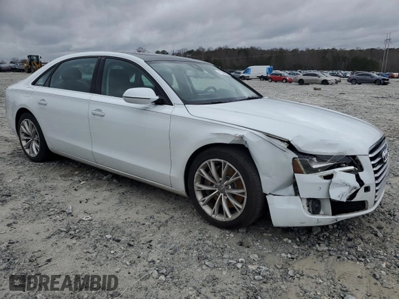 2014 Audi A8 3.0T z VIN WAURGAFD3EN003758, wystawiony jako Copart lot #47636885 z przebiegiem 166 990 mil mil oraz Szkody całkowita. Historia ofert i sprzedaży dostępna na DreamBid. Obrazek 4.