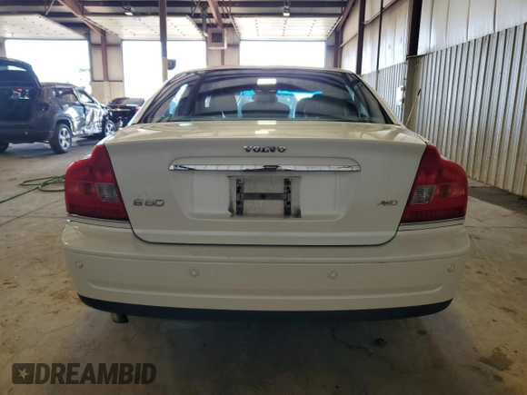 2004 Volvo S80 with VIN YV1TH59H941355562, listed as a Copart auction lot 82679234 with 128,590 mi miles and Salvage Title. Bid and sale history available at carsss.com. Image 6.