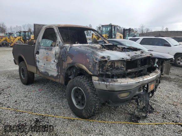 1999 Ford F-150 z VIN 1FTRF18W2XNA60279, wystawiony jako Copart lot #42998315 z przebiegiem Nie podano mil oraz Szkoda całkowita • Salvage title. Historia ofert i sprzedaży dostępna na DreamBid. Obrazek 4.