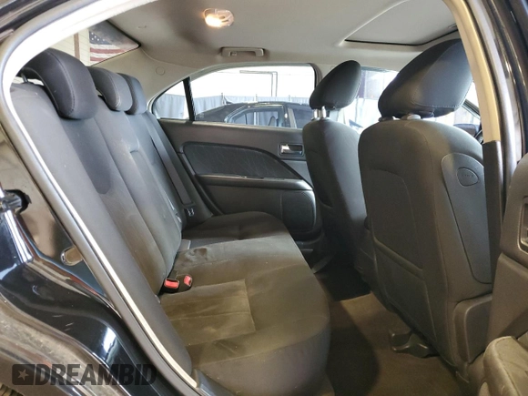 2010 Mercury Milan z VIN 3MEHM0HA4AR633721, wystawiony jako Copart lot #58526725 z przebiegiem 172 968 mil mil oraz Szkoda całkowita • Salvage title. Historia ofert i sprzedaży dostępna na DreamBid. Obrazek 10.