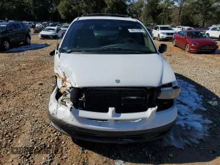 2000 Dodge Caravan SE with VIN 2B4GP45G5YR765095, listed as a Copart auction lot 89315385 with Not Provided miles and Salvage Title. Bid and sale history available at carsss.com. Image 5.