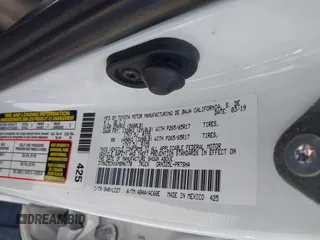 2019 Toyota Tacoma SR5 with VIN 3TMAZ5CN1KM096770, listed as a IAAI auction lot 42147168 with Not provided miles and . Bid and sale history available at DreamBid. Image 9.