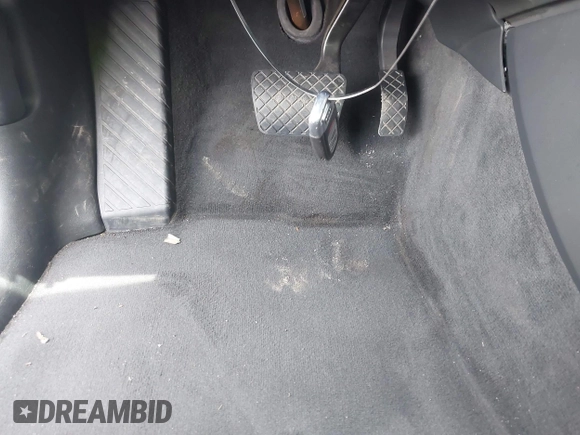 2013 Audi Q5 Premium Plus with VIN WA1LFAFP0DA095451, listed as a IAAI auction lot 42490814 with 132,613 mi miles and . Bid and sale history available at DreamBid. Image 11.