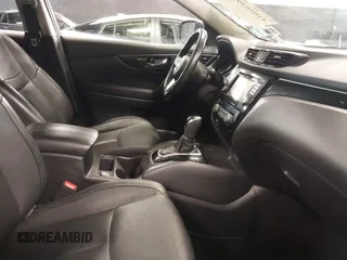 2017 Nissan Rogue Sport SL with VIN JN1BJ1CR4HW103472, listed as a IAAI auction lot 41856392 with 38,584 mi miles. Bid and sale history available at carsss.com. Image 5.
