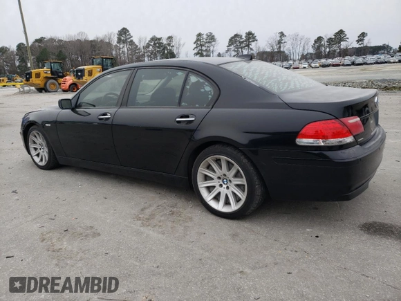 2006 BMW 7 Series 750Li z VIN WBAHN83526DT29128, wystawiony jako Copart lot #83745544 z przebiegiem 155 589 mil mil oraz Szkoda całkowita • Salvage title. Historia ofert i sprzedaży dostępna na DreamBid. Obrazek 2.