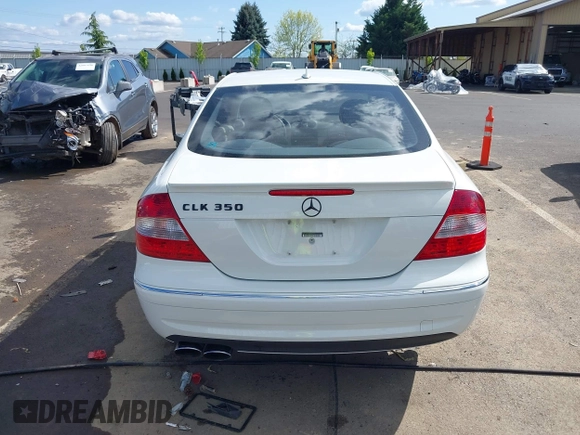 2008 Mercedes-Benz CLK 350 with VIN WDBTJ56H68F245431, listed as a IAAI auction lot 42085771 with 38,540 mi miles and . Bid and sale history available at DreamBid. Image 16.