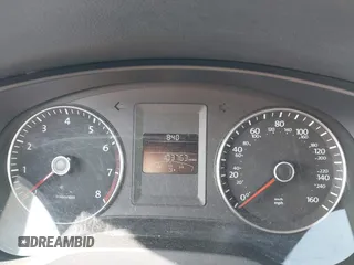 2014 Volkswagen Jetta SE с VIN 3VWD17AJ7EM303390, выставлен на аукционе IAAI как лот 42342049 с пробегом 103 763 миль миль и . История ставок и продаж доступна на DreamBid. Изображение 7.