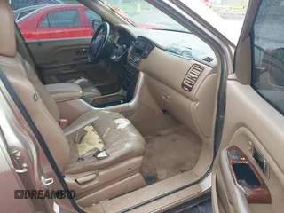 2005 Honda Pilot EX-L with VIN 5FNYF18515B019382, listed as a IAAI auction lot 42072611 with 110,009 mi miles. Bid and sale history available at carsss.com. Image 5.