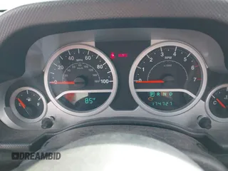 2008 Jeep Wrangler Unlimited Rubicon with VIN 1J8GA69198L574593, listed as a IAAI auction lot 41412045 with 174,727 mi miles and . Bid and sale history available at DreamBid. Image 7.