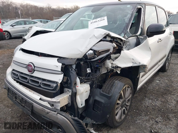 2018 FIAT 500L Trekking with VIN ZFBCFADH6JZ041198, listed as a IAAI auction lot 41063260 with 64,459 mi miles. Bid and sale history available at carsss.com. Image 6.
