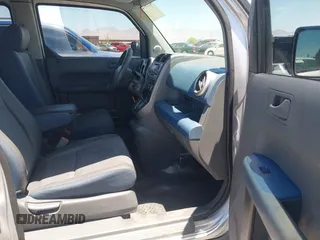 2004 Honda Element EX с VIN 5J6YH28514L025351, выставлен на аукционе IAAI как лот 42335544 с пробегом 162 204 миль миль и . История ставок и продаж доступна на DreamBid. Изображение 5.