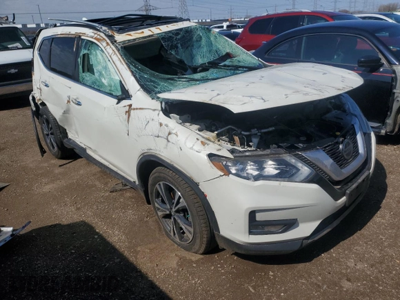 2018 Nissan Rogue SV with VIN 5N1AT2MV1JC808477, listed as a Copart auction lot 50964935 with 105,824 mi miles and Salvage Title. Bid and sale history available at carsss.com. Image 4.