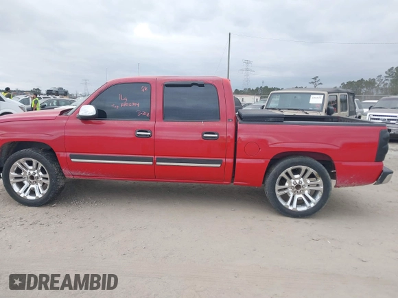 2007 Chevrolet Silverado 1500 LS with VIN 2GCEC13V371153707, listed as a IAAI auction lot 41832004 with 235,028 mi miles and . Bid and sale history available at DreamBid. Image 14.