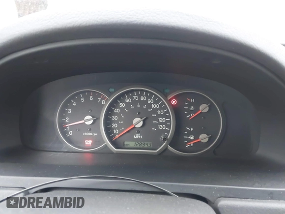 2004 Kia Sedona LX with VIN KNDUP131546535352, listed as a IAAI auction lot 41856784 with 128,943 mi miles. Bid and sale history available at carsss.com. Image 7.