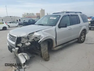 2010 Ford Explorer XLT z VIN 1FMEU6DE5AUA17899, wystawiony jako Copart lot #46700275 z przebiegiem 117 460 mil mil oraz Szkoda całkowita • Salvage title. Historia ofert i sprzedaży dostępna na DreamBid. Obrazek 1.