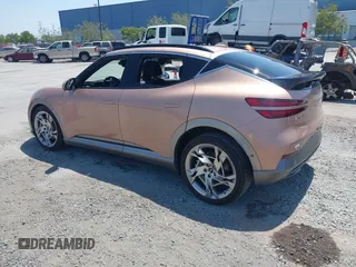 2023 Genesis GV60 Performance z VIN KMUKEDTB2PU008745, wystawiony jako IAAI lot #42444127 z przebiegiem 12 138 mil mil oraz . Historia ofert i sprzedaży dostępna na DreamBid. Obrazek 3.