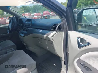 2007 Honda Odyssey LX with VIN 5FNRL38267B029066, listed as a IAAI auction lot 42502433 with 185,721 mi miles and . Bid and sale history available at DreamBid. Image 5.
