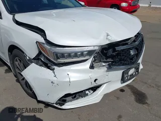 2020 Acura TLX w/Technology Pkg with VIN 19UUB1F56LA008852, listed as a IAAI auction lot 41904628 with 121,478 mi miles. Bid and sale history available at carsss.com. Image 6.