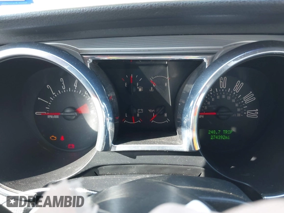 2008 Ford Mustang Deluxe with VIN 1ZVHT80N085170844, listed as a IAAI auction lot 41673185 with 274,392 mi miles. Bid and sale history available at carsss.com. Image 7.