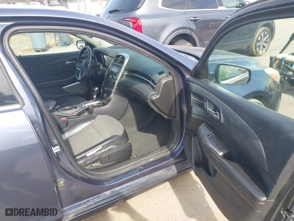 2014 Chevrolet Malibu LT with VIN 1G11E5SL9EF230384, listed as a IAAI auction lot 41966868 with 180,350 mi miles. Bid and sale history available at carsss.com. Image 5.